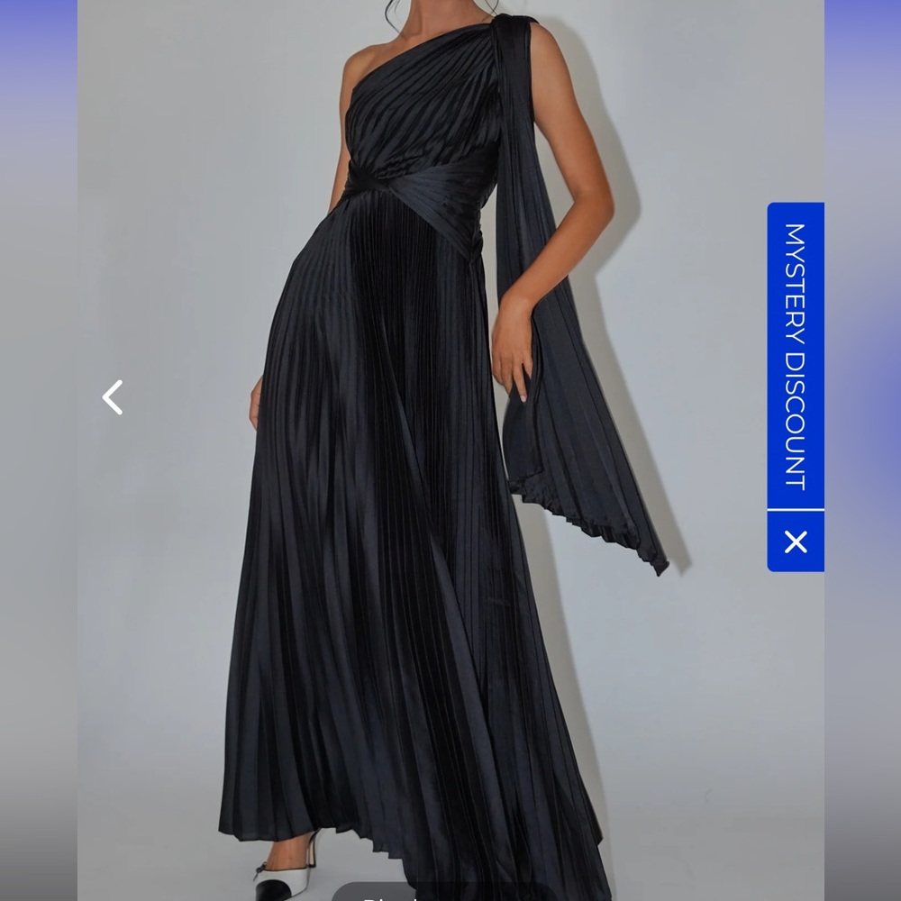 Selfie Leslie Laxmi Dress Black size L